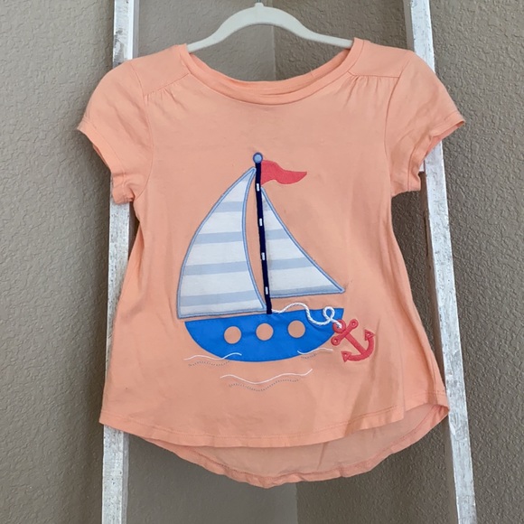 Set of Shirts - Picture 4 of 6